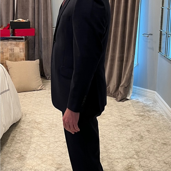 Navy Zegna 40 Regular Suit With Subtle Red Plaid - Picture 8 of 16